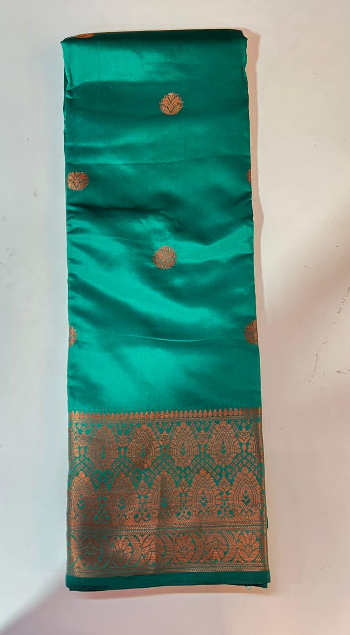 18.Nalli Silk Sadi ( नल्ली सिल्क साडी )