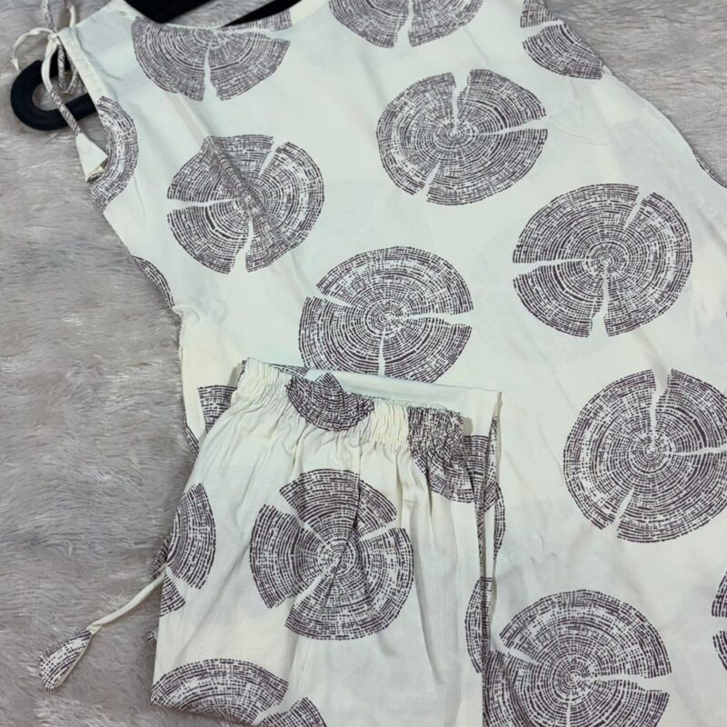 Fancy Cord Set ( फॅन्सी कॉर्ड सेट )