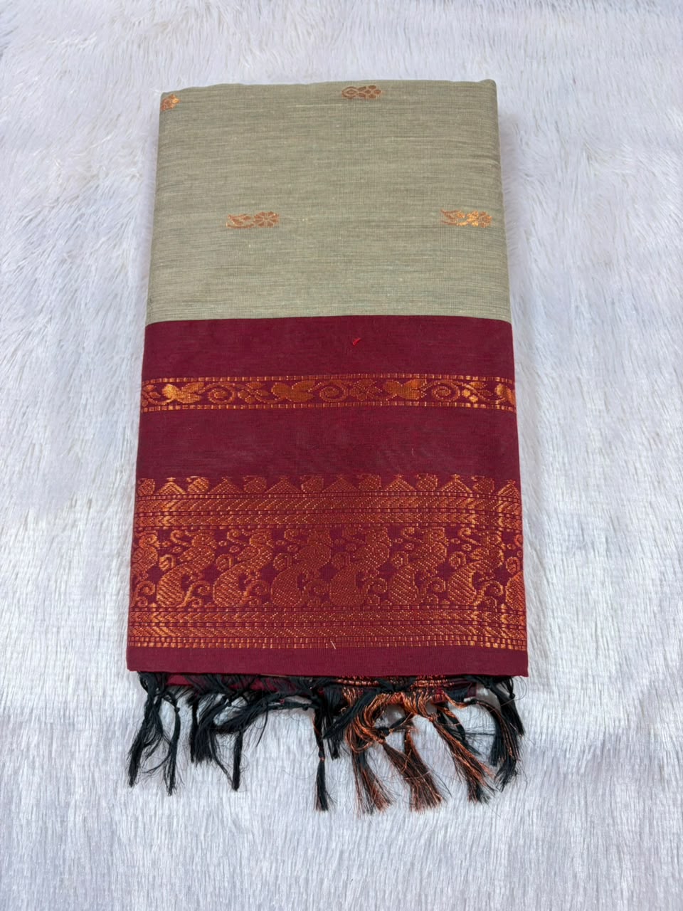 12.Gadhwal Sadi ( गडवाल साडी ) - Image 8