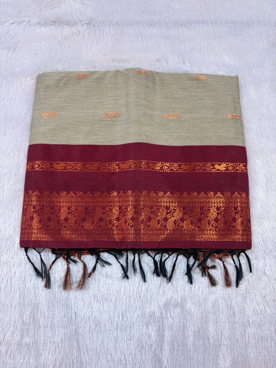 12.Gadhwal Sadi ( गडवाल साडी ) - Image 9