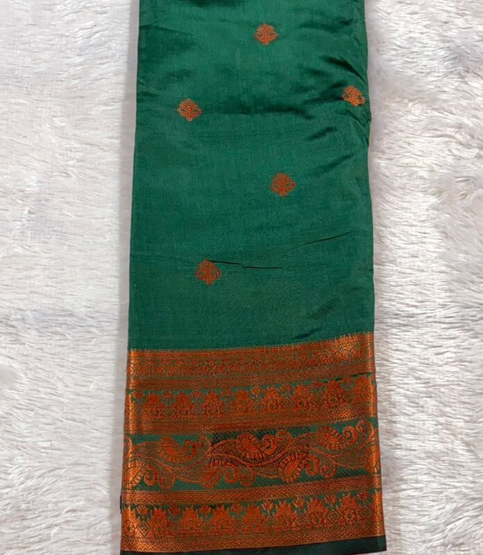 18.Nalli Silk Sadi ( नल्ली सिल्क साडी )